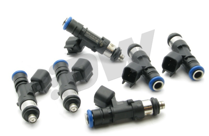 Set of 6 750cc Injectors for Nissan GTR VR38DETT 2009-2015 in the group Select car model / Nissan / GTR R35 2009+ / Tuning / Fuel at DDESIGN Scandinavia AB (17U-06-0750-6)