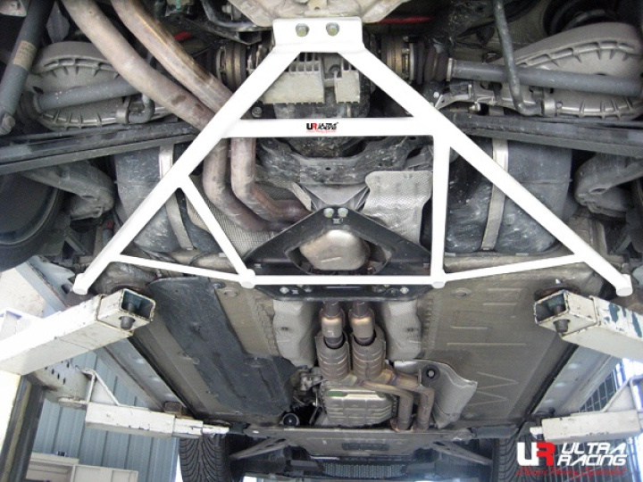 BMW Z4 E89 09+ UltraRacing 5-Point Rear Member Brace 2540 in the group Select car model / BMW / Z4 (E85-E89) 02-16 / Chassis at DDESIGN Scandinavia AB (223502)