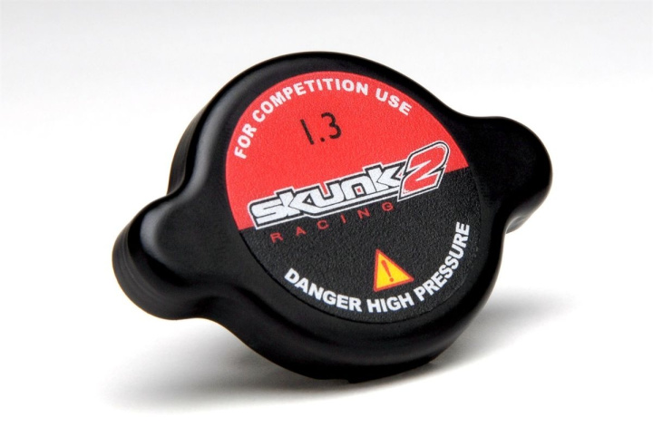 Radiator Cap Type A Skunk2 in the group Select car model / Honda / Prelude 97-01 / Tuning / Radiator & Hoses at DDESIGN Scandinavia AB (359-99-0020)