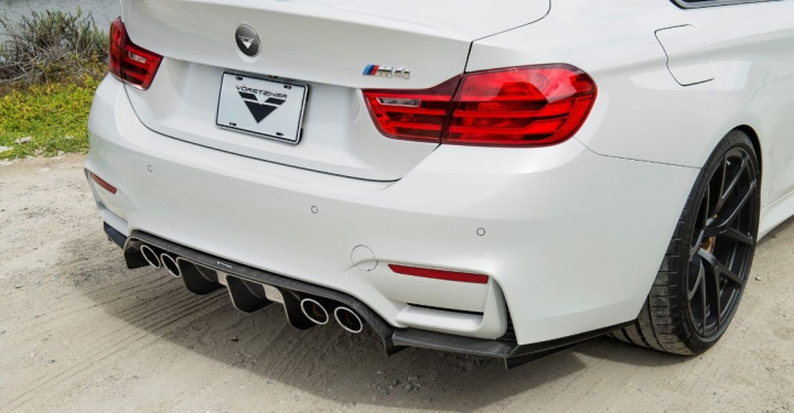 BMW F80 M3 & F82 M4 Vorsteiner GTS Diffuser Carbon Fiber in the group Select car model / BMW / M3 3-series (F80) 2014-2019 / Styling at DDESIGN Scandinavia AB (4001BMV)