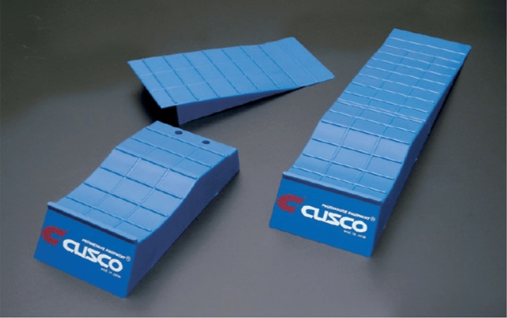 Low Down Slope 2pcs Seperate Type Cusco in the group Universal products / Motorsport products / Tools & Accessories / Ramps & Straps at DDESIGN Scandinavia AB (A517SL99)