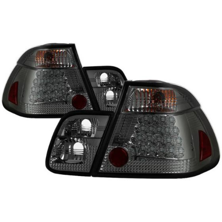 BMW E46 3-Series 02-05 4Dr ( does not include red fog light bulb) Tail Lights - Smoke Spyder Auto in the group Select car model / BMW / 3-series (E46) 1998-2005 / Styling / Lights at DDESIGN Scandinavia AB (ALT-YD-BE4602-4D-LED-SM)