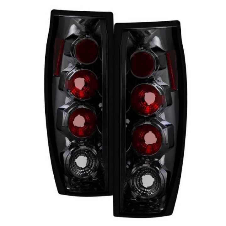 Chevy Avalanche 02-06 Euro Style Tail Lights - Smoke Spyder Auto in the group Select car model / Chevrolet / Avalanche 2500 / Styling at DDESIGN Scandinavia AB (ALT-YD-CAV04-SM)