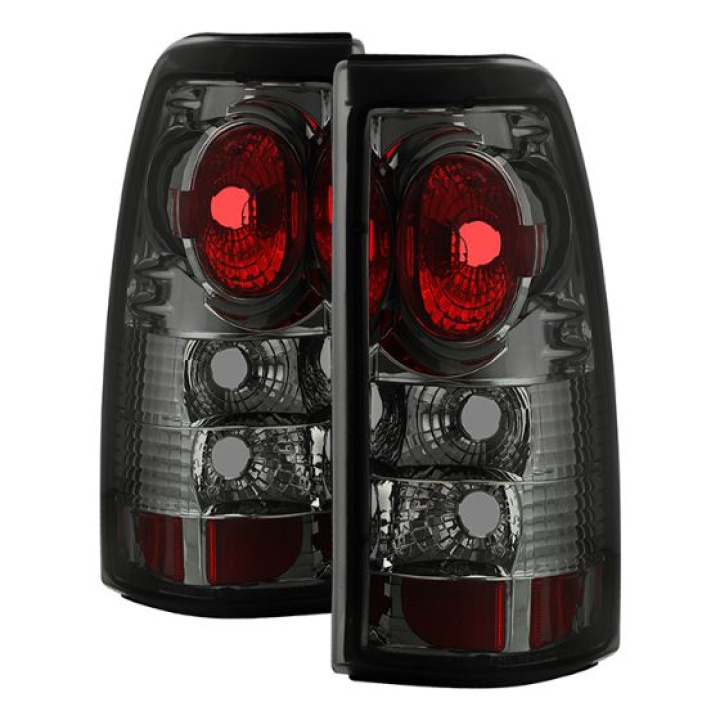 Chevy Silverado 1500/2500 99-02 (Not Fit Stepside) / GMC Sierra 1500/2500/3500 99-03 Euro Style Tail Lights - Smoke Spyder Auto in the group Select car model / Chevrolet / Other models & Engines at DDESIGN Scandinavia AB (ALT-YD-CS99-SM)