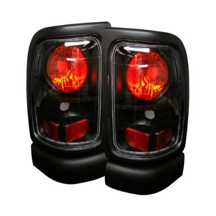 Dodge Ram 1500 94-01 / Ram 2500/3500 94-02 Euro Style Tail Lights - Black Spyder Auto in the group Select car model / Dodge / Ram 93-01 / Styling at DDESIGN Scandinavia AB (ALT-YD-DRAM94-BK)