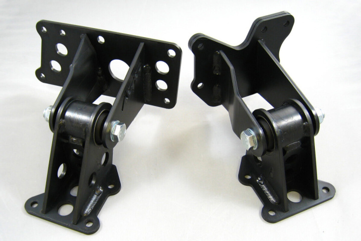 Engine Mount Volvo 740 / 940 - 5/6cyl \'\'White Engine\'\' 0 Degrees Tilt in the group Select car model / Volvo / 740 - 745 - 760 1984-1992 / Chassis at DDESIGN Scandinavia AB (AS-001001-02)