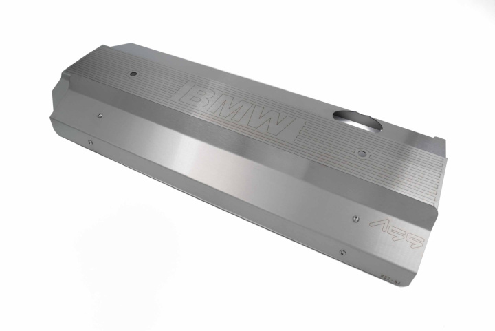 BMW M52/M54 Ignition Coil Cover Plate In Stainless Steel in the group Build Your Engine / BMW - Engines / M50/M52/M54 / Head - M50/M52/M54 at DDESIGN Scandinavia AB (AS-014005-01)