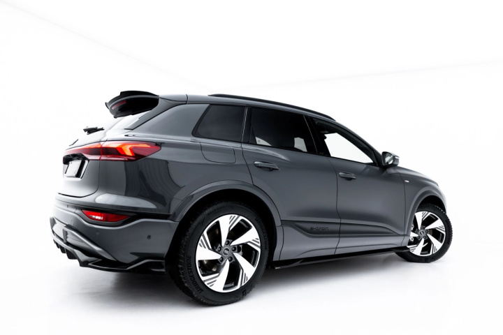 Side Skirts Diffusers Audi Q6 e-tron Standard / S-Line / SQ6 e-tron SUV / Sportback Mk1 Maxton Design in the group Select car model / Audi / Q6 / SQ6 2023+ at DDESIGN Scandinavia AB (AU-Q6-ETRON-SLINE-1-SD1G)