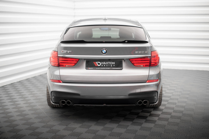 BMW 5-Serie GT M-Sport F07 2009-2013 Central Rear Splitter V.1 Maxton Design in the group Select car model / BMW / 5-series (F07-F10-F11) 11-17 / Styling / Diffuser at DDESIGN Scandinavia AB (BM-5-GT-07-MPACK-RD1G)