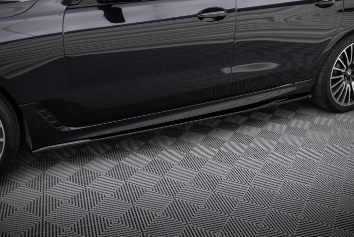 Side Skirts Diffusers For Bmw 6 Gt G32 M-Pack Maxton Design in the group Select car model / BMW / 6-series (G32) 2018+ at DDESIGN Scandinavia AB (BM-6-32-GT-MPACK-SD1G)