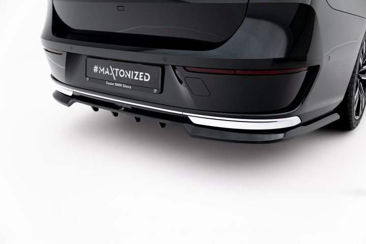 BMW 7-Serie G70 2022+ Rear Splitter (with vertical bars) Maxton Design in the group Select car model / BMW / 7-series (G70) 22+ at DDESIGN Scandinavia AB (BM-7-G70-RD1GRD2G)
