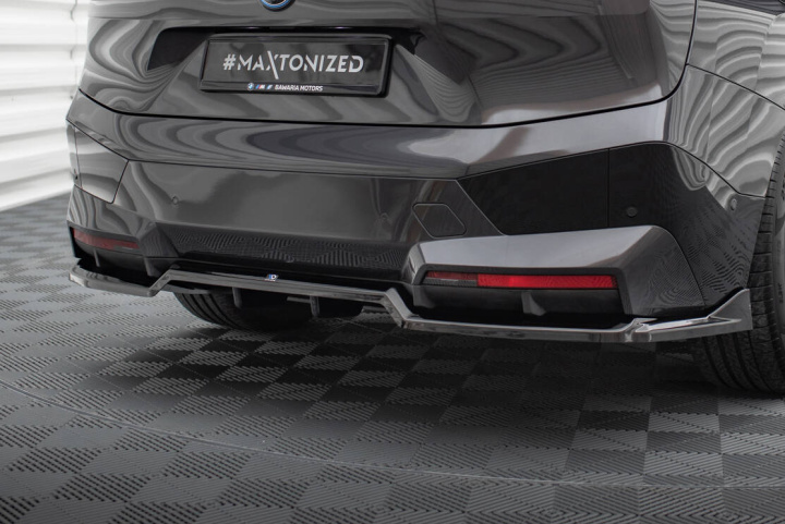 BMW iX i20 2021- Central Rear Splitter V.1 Maxton Design in the group Select car model / BMW / iX i20 2021- / Styling at DDESIGN Scandinavia AB (BM-IX-1-MPACK-RD1G-RD2G)
