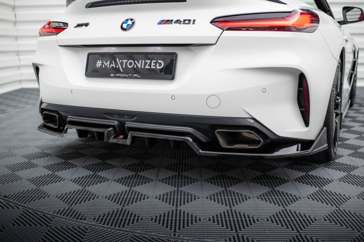 Central Rear Splitter (With Vertical Bars) Bmw Z4 M40I G29 Maxton Design in the group Select car model / BMW / Z4 19+ (G29) at DDESIGN Scandinavia AB (BM-Z4-29F-M-RD1G-RD2G)