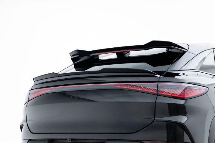 Bottom Spoiler Cap BYD Sealion 7 Mk1 Maxton Design in the group Select car model / BYD / Sealion 7 2024+ at DDESIGN Scandinavia AB (BY-SL7-1-CAP2G)