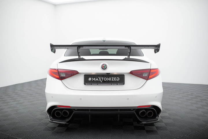 Carbon Spoiler Alfa Romeo Giulia Quadrifoglio in the group Select car model / Alfa Romeo / Giulia (952) 2016+ / Styling at DDESIGN Scandinavia AB (CF-AL-GI-1-QVINTWING5245P)