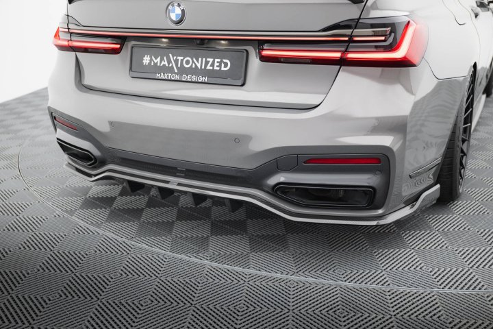 BMW 7 M-Pack G11 / G12 Facelift 2019-2022 Prepreg Carbon Fiber Rear Splitter Maxton Design in the group Select car model / BMW / 7-series (G11-G12) 15+ at DDESIGN Scandinavia AB (CF-BM-7-11F-MPACK-RD1245P)