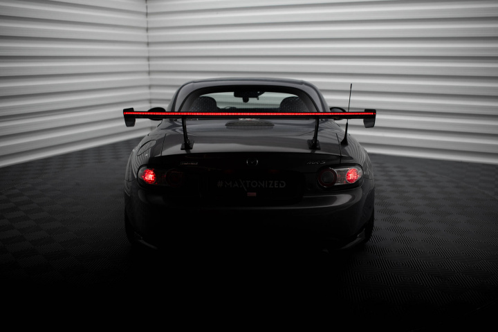 Mazda MX5 Hardtop NC 2005-2009 Carbon Fiber Spoiler + LED Light Maxton Design in the group Select car model / Mazda / MX-5 (NC) 05-14 / Styling at DDESIGN Scandinavia AB (CF-MA-MX5-3-WING5-245PLED)