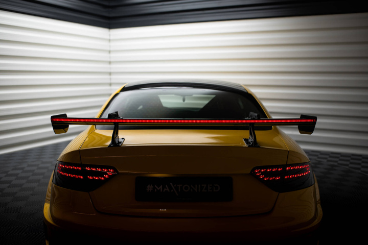 Audi A5 Coupe 8T 2007-2011 Carbon Spoiler With Upper Swan Mounting + LED Maxton Design in the group Select car model / Audi / A5 - S5 - RS5 (8T/8F) 2008-2016 / Styling at DDESIGN Scandinavia AB (CFAUA51WING5UPP245PLED)