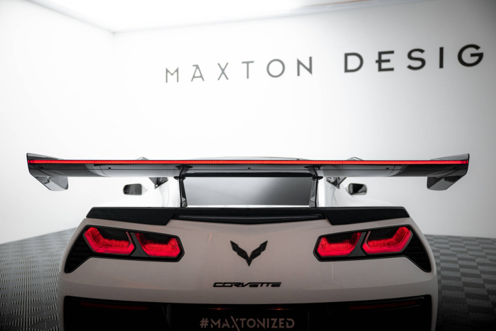 Chevrolet Corvette Stingray / Grand Sport C7 2013-2019 Carbon Spoiler With Upper Swan Mounting + LED Maxton Design in the group Select car model / Chevrolet / Corvette C7 / Styling at DDESIGN Scandinavia AB (CFCHCOC7WING4UPP245PLED)