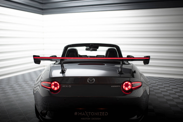 Mazda MX-5 ND (Mk4) 2014+ Carbon Spoiler With Internal Brackets Uprights + LED Maxton Design in the group Select car model / Mazda / MX-5 (ND) 15+ / Styling at DDESIGN Scandinavia AB (CFMAMX54WING5INT245PLED)