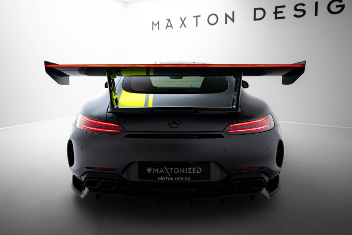 Mercedes-AMG GTR C190 Facelift 2017-2023 Carbon Spoiler + LED Maxton Design in the group Select car model / Mercedes Benz / AMG GT / GT S (C190) 2014-2023 at DDESIGN Scandinavia AB (CFMEAMGGTR1FWING4245PLED)