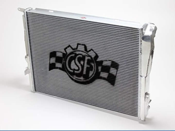 BMW E9x M3 Triple Pass Radiator Radiator CSF in the group Select car model / BMW / M3 3-series (E90-E92-E93) 07-12 / Tuning / Radiator & Hoses at DDESIGN Scandinavia AB (CSF7059)