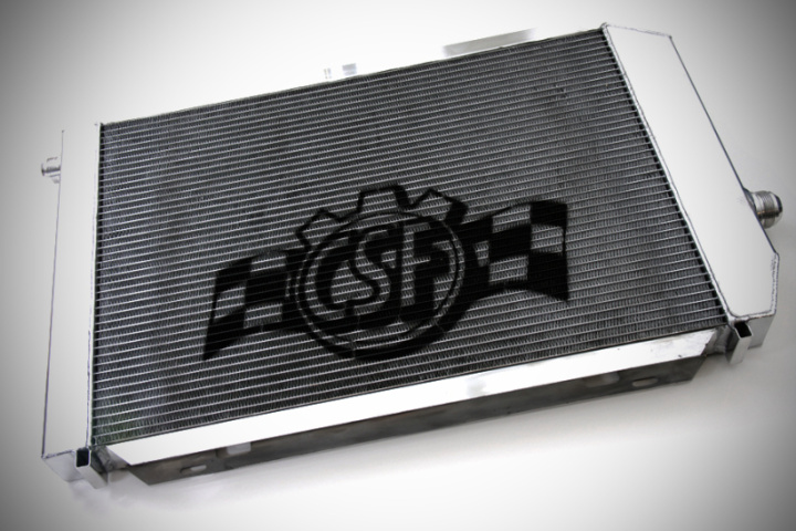 Universal Radiator - Dual core w/ B-Tube Tech - AN fittings - Triple pass design - Multiple Configurations, including V-Mount set-up Radiator CSF in the group Tuning / Cooling / Cooling system / Universal Aluminum Coolers at DDESIGN Scandinavia AB (CSF8023)