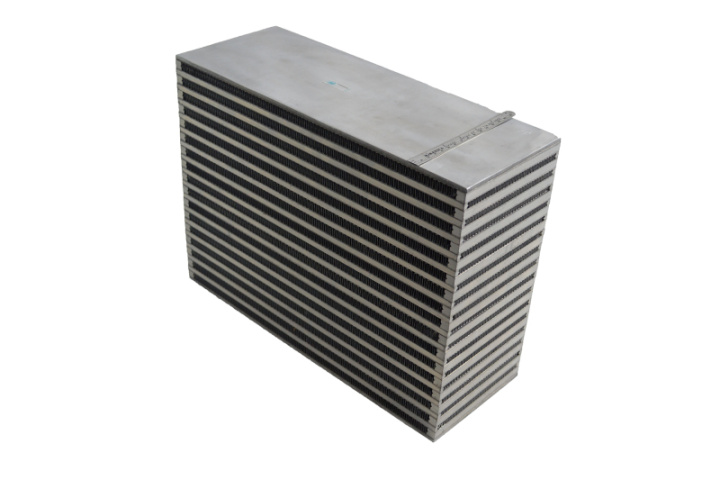 I/C core 18x12x6 bar&plate Intercooler Core CSF in the group Tuning / Cooling / Intercooler & Pipes / Intercooler Core at DDESIGN Scandinavia AB (CSF8040)