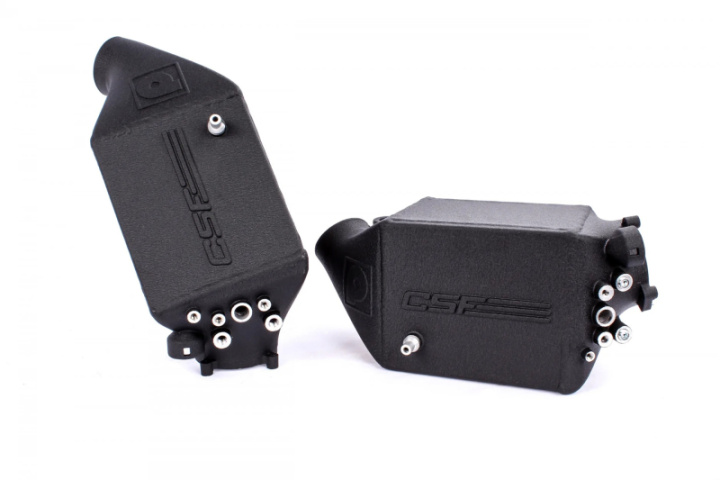 BMW M5 (F10) & M6 (F06/12/13) Charge-Air-Cooler set (BLK) Charge-Air-Cooler CSF in the group Select car model / BMW / 5-series (F07-F10-F11) 11-17 / Tuning at DDESIGN Scandinavia AB (CSF8109)