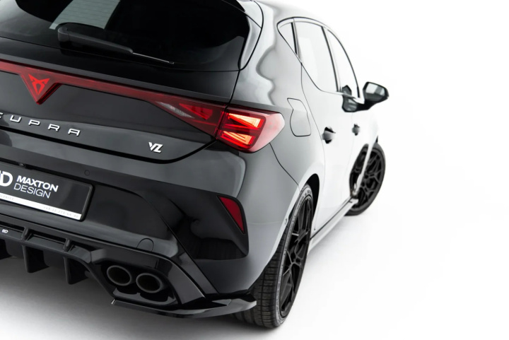 Cupra Leon ST / Hatchback Mk1 Facelift 2024- Rear Side Splitters V.2 Maxton Design in the group Select car model / Cupra / Leon 2020+ at DDESIGN Scandinavia AB (CU-LE-1F-RSD2G)
