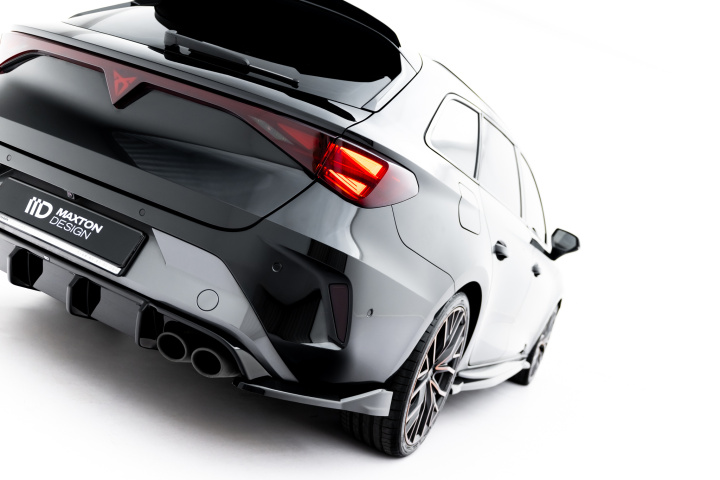Rear Side Splitters V.6 Cupra Leon ST Mk1 Facelift in the group Select car model / Cupra / Leon 2020+ at DDESIGN Scandinavia AB (CU-LE-1F-ST-RSD4G)