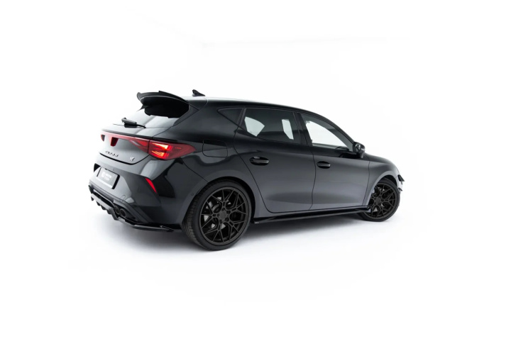 Cupra Leon ST / Hatchback Mk1 Facelift 2024- Side Skirts Diffusers V.2 Maxton Design in the group Select car model / Cupra / Leon 2020+ at DDESIGN Scandinavia AB (CU-LE-1F-ST-SD2G)