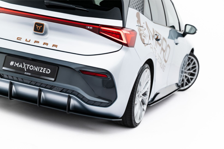 Street Pro Rear Diffuser Cupra Born Mk1 Maxton Design in the group Select car model / Cupra / Born 2021+ at DDESIGN Scandinavia AB (CUBO1CNC-RS1BRB)