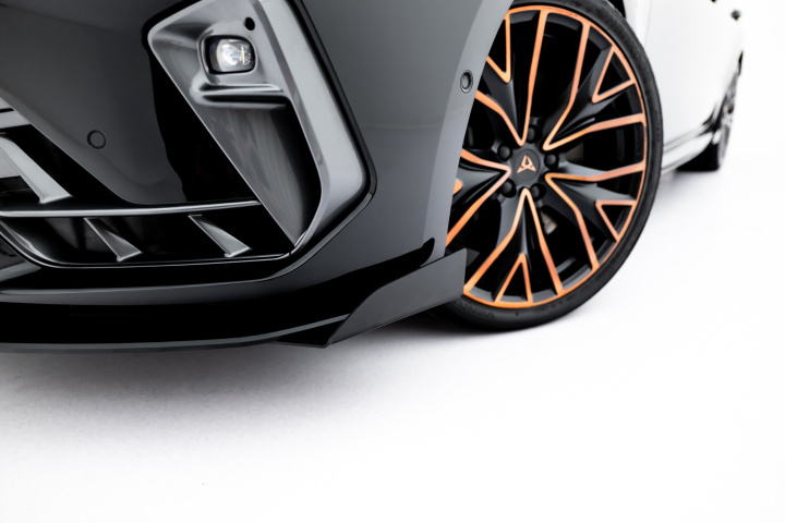 Front Flaps Flaps Cupra Leon ST / Hatchback Mk1 Facelift in the group Select car model / Cupra / Leon 2020+ at DDESIGN Scandinavia AB (CULE1FCNC-FSF1G)
