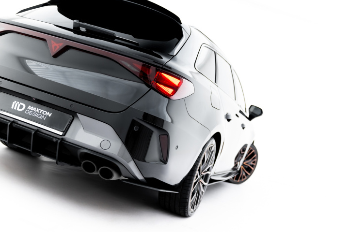 Street Pro Rear Side Splitters Cupra Leon ST Mk1 Facelift in the group Select car model / Cupra / Leon 2020+ at DDESIGN Scandinavia AB (CULE1FSTCNC-RSD1BRB)
