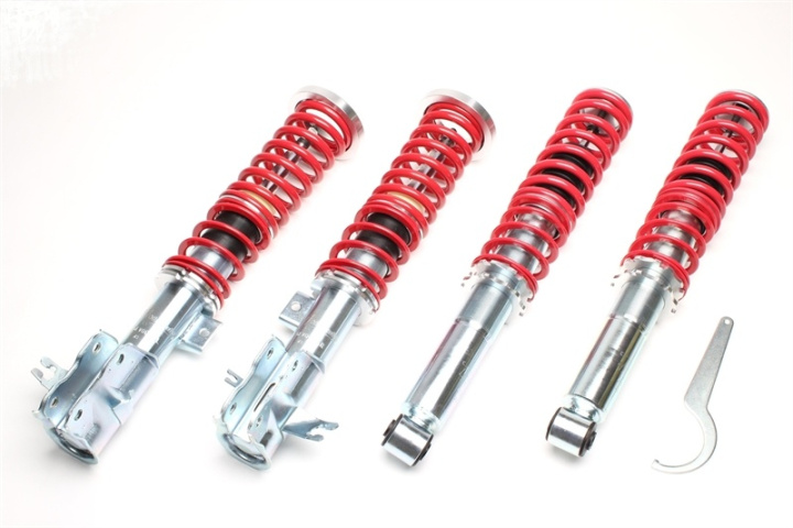 Volvo S40 I / V40 Kombi 2000 - 2004 Coilovers TA Technix in the group Select car model / Volvo / S40-V40 95-04 / Chassis / Suspension at DDESIGN Scandinavia AB (EVOGWVO01)