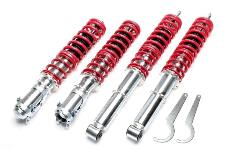 Seat Toledo I / VW Golf 3 / Golf 3 & 4 Cabriolet / Vento 1991 - 2002 Coilovers TA Technix in the group Select car model / VW / Golf 4 97-04 / Chassis / Coilovers at DDESIGN Scandinavia AB (EVOGWVW03)