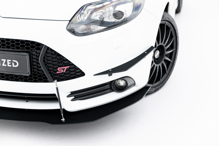 Ford Focus ST 2012-2014 Canards V.1 Maxton Design in the group Select car model / Ford / Focus ST MK3 11-19 / Styling / Front at DDESIGN Scandinavia AB (FO-FO-3-ST-CNC-CAN1)