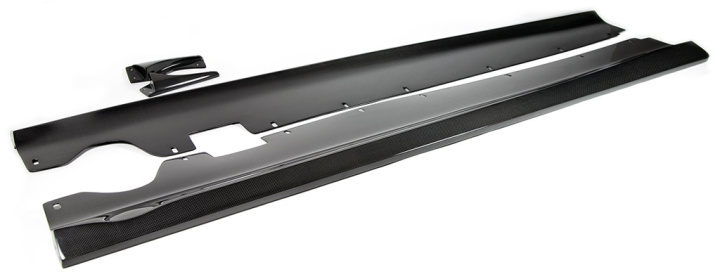 Chevrolet Corvette C6 2006-2013 (Fits Z06 and Grand Sport) Side Rocker Extensions APR Performance in the group Select car model / Chevrolet / Corvette C6 / Styling / Side skirts at DDESIGN Scandinavia AB (FS-208008)