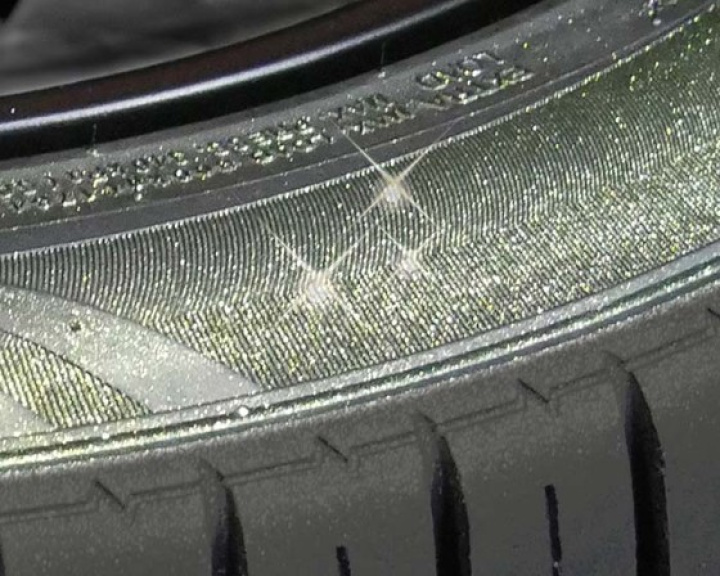 Tyre Spray in the group Select car model at DDESIGN Scandinavia AB (FT2701)
