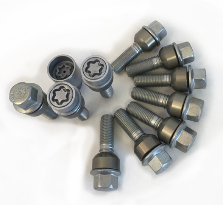 HR-1455406SET H&R Set of bolts with wheel locks M14x1,5 Round head 14mm seat movable head aluminium Porsche Taycan Silver, Length 54/39mm in the group Select car model at DDESIGN Scandinavia AB (HR-1455406SET)