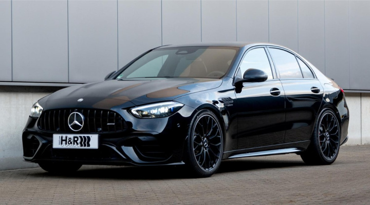 HR-28588-2 H&R Loweringsprings Mercedes C63 AMG ePerformance W206 in the group Select car model at DDESIGN Scandinavia AB (HR-28558-2)