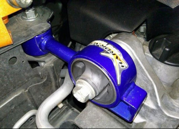 Nissan Tiida C11/ Livina L10/ Sylphy G11/ Cube Z12 1.8l Right Side Engine Torque Mount1pcs/Set Hardrace in the group Select car model / Nissan / Z11 Cube Type1 at DDESIGN Scandinavia AB (HR-7184)