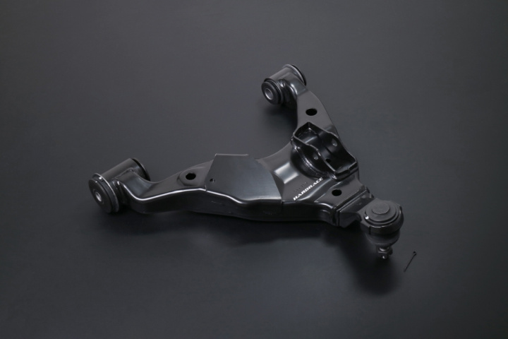 Front Lower Arm Toyota 4RUNNER, Fj cruiser, Land cruiser prado, Lexus GX Hardrace in the group Select car model at DDESIGN Scandinavia AB (HR-Q0995)