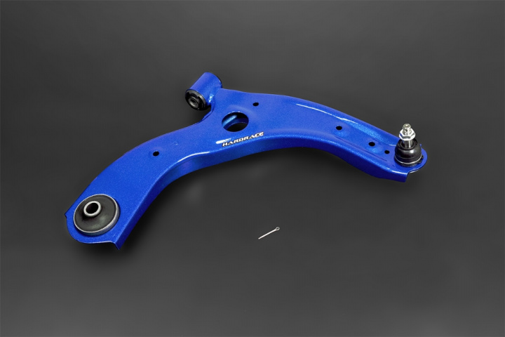 Toyota Yaris cross 2023 Front Lower Arm Toyota Hardrace in the group Select car model / Toyota / Yaris / Chassis at DDESIGN Scandinavia AB (HR-Q1528)