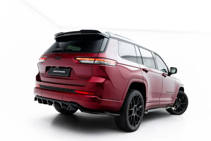 Jeep Grand Cherokee L Mk5 2021- Rear Splitter (with vertical bars) Maxton Design in the group Select car model / Jeep / Grand Cherokee WL 2021+ at DDESIGN Scandinavia AB (JE-GC-5-L-RSD1G-RD1G-RD2G)