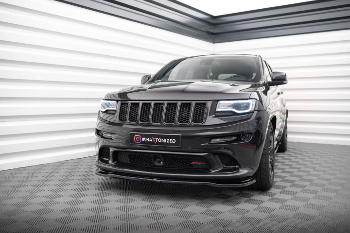 Jeep Grand Cherokee SRT WK2 Facelift 2013-2017 Front Splitter Maxton Design in the group Select car model / Jeep / Grand Cherokee WK2 2011-2020 / Styling at DDESIGN Scandinavia AB (JE-GC-SRT8-FD1G)