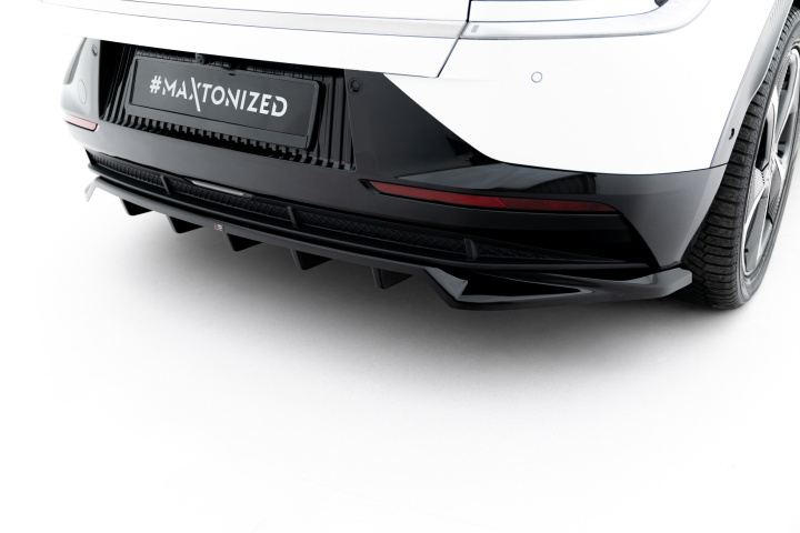 KIA EV6 Mk1 2021+ Rear Splitter (with vertical bars) Maxton Design in the group Select car model / KIA / EV6 (CV) 2021+ at DDESIGN Scandinavia AB (KI-EV6-1-RD1GRD2G)