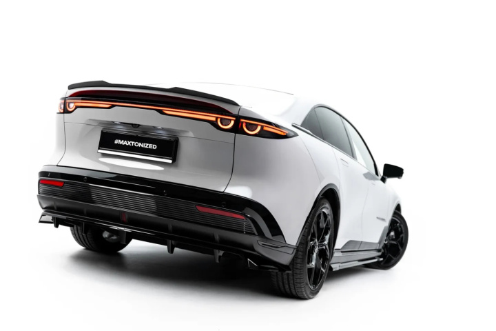 Mazda 6e Mk1 2025+ Central Rear Splitter (with Vertical Bars) Maxton Design in the group Select car model / Mazda at DDESIGN Scandinavia AB (MA-6E-4-RD1G-RD2G)