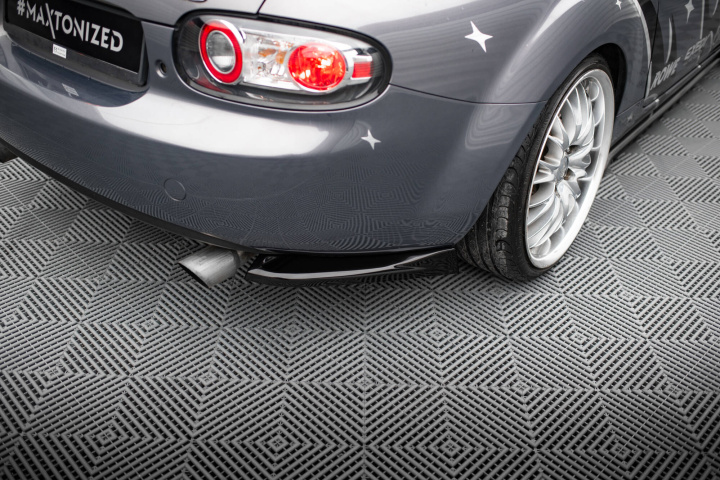 Mazda MX-5 / Miata NC 2005-2009 Rear Side Splitters V.1 Maxton Design in the group Select car model / Mazda / MX-5 (NC) 05-14 / Styling at DDESIGN Scandinavia AB (MA-MX5-3-RSD1G)